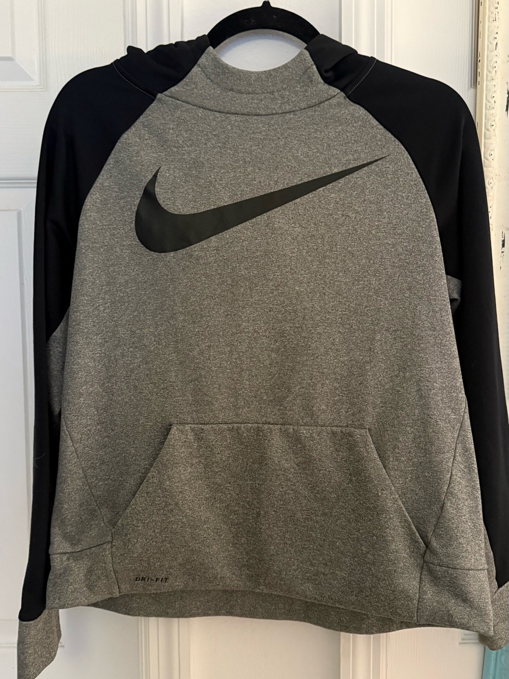 Nike Gray and Black Dri-FIT Pullover Hoodie size XL